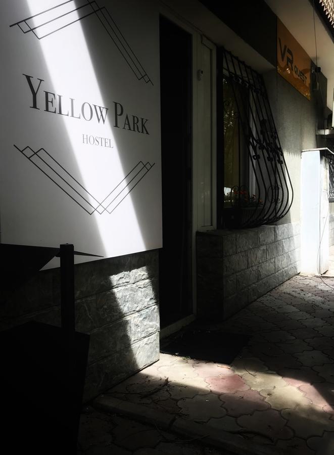Yellow Park Hostel Koktobe Exterior photo