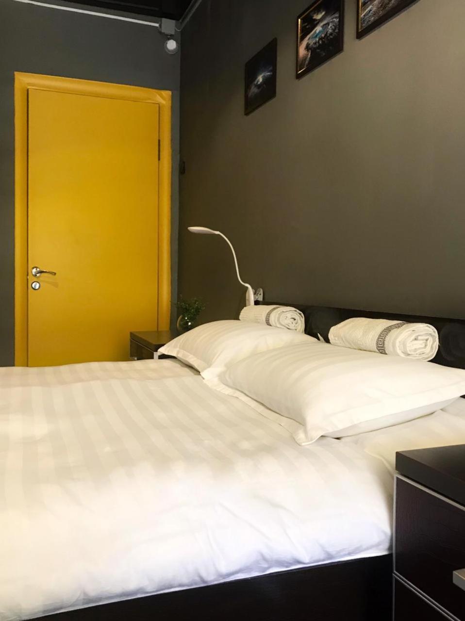 Yellow Park Hostel Koktobe Exterior photo
